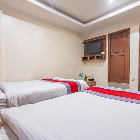 Oyo 821 Hotel Gauri Kathmandu Luaran gambar