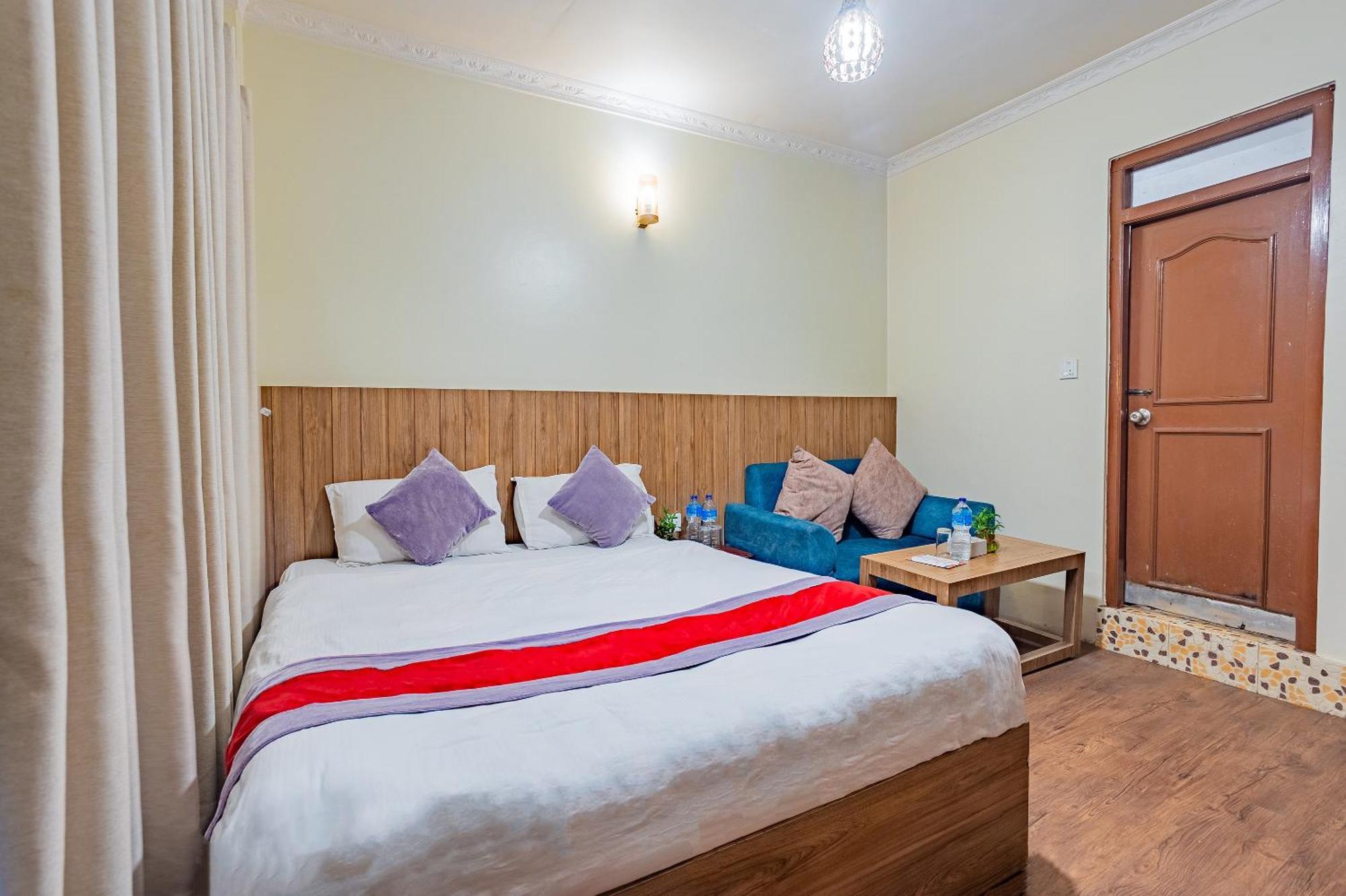 Oyo 821 Hotel Gauri Kathmandu Luaran gambar