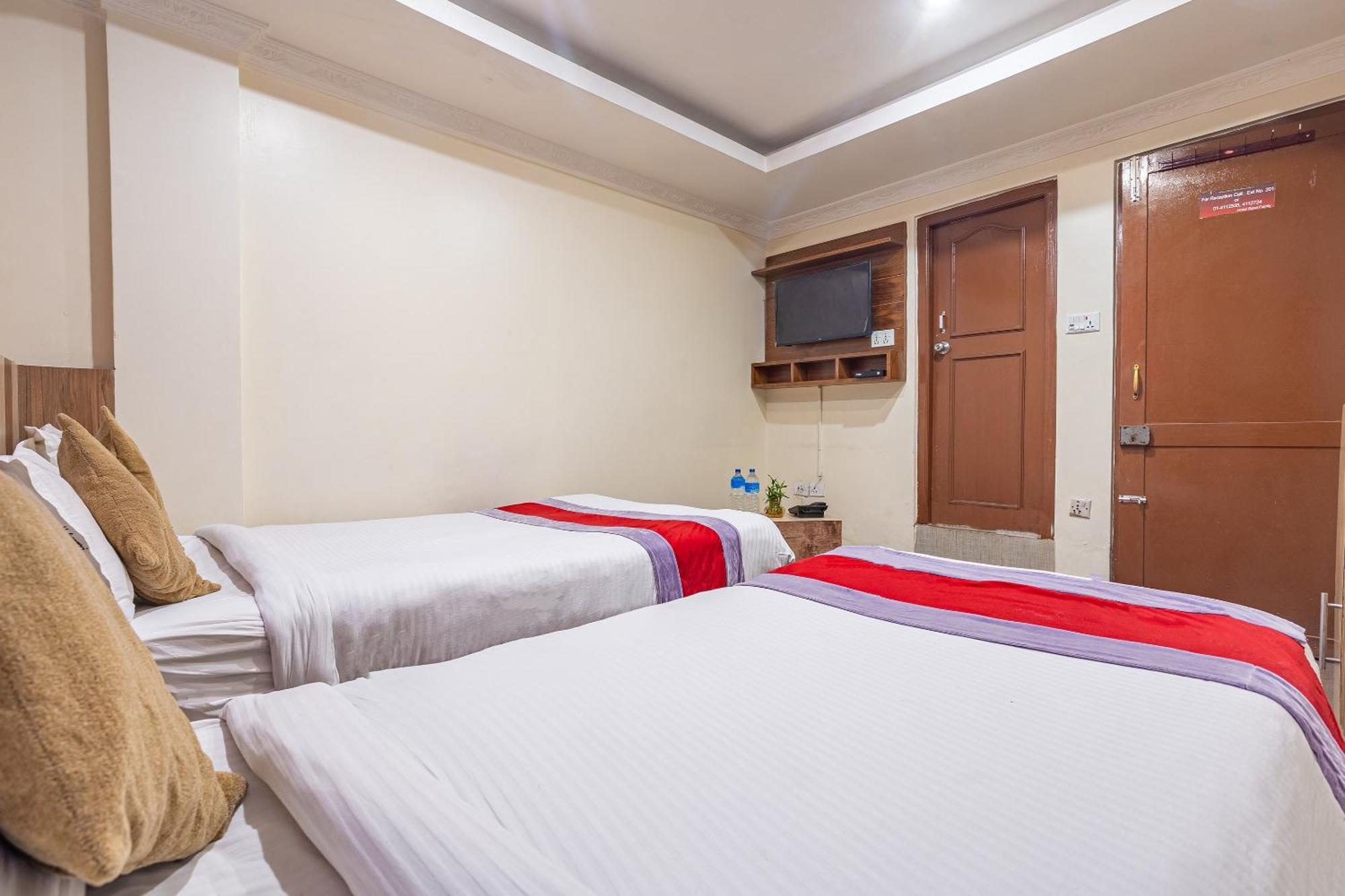 Oyo 821 Hotel Gauri Kathmandu Luaran gambar