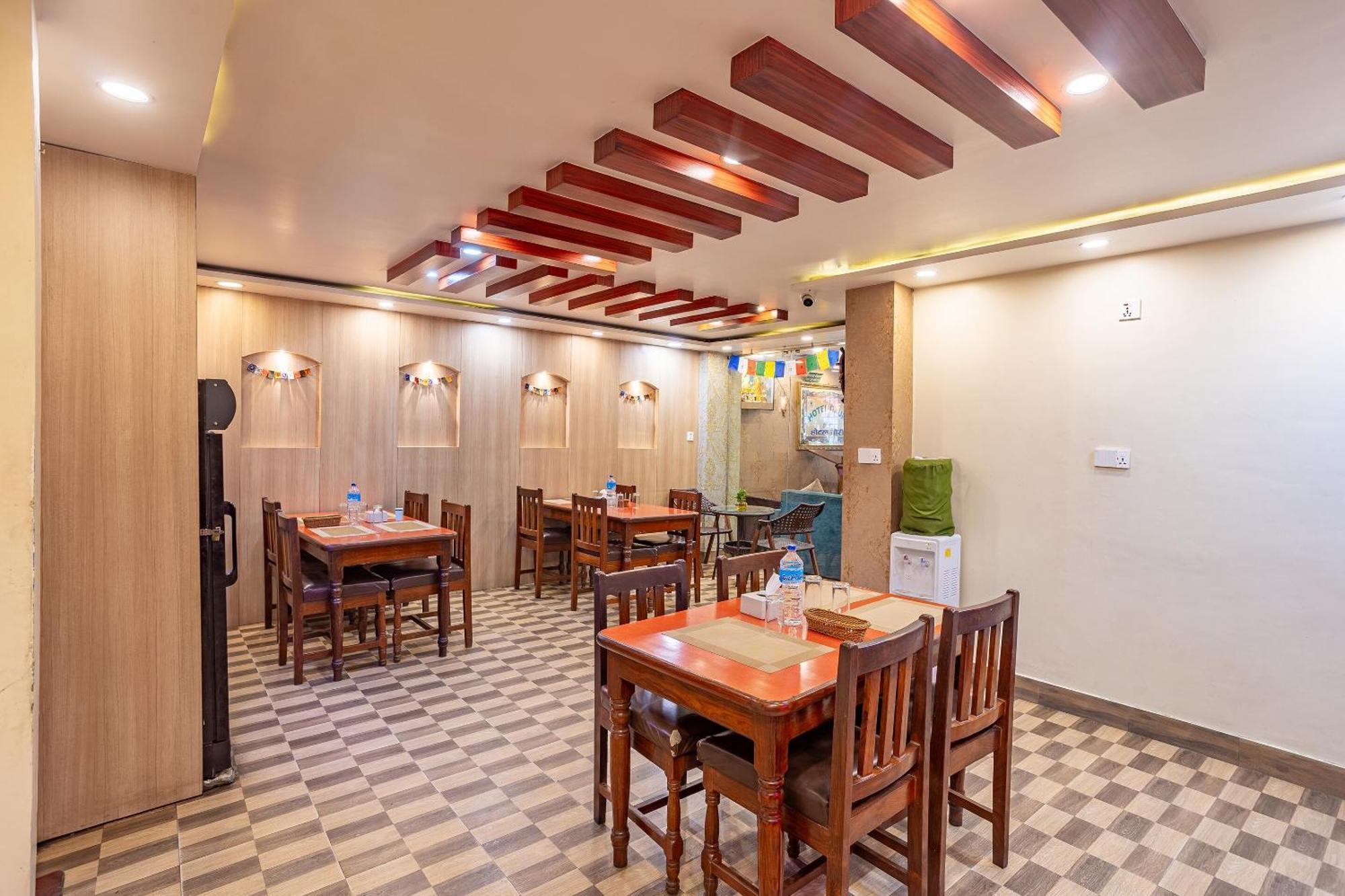 Oyo 821 Hotel Gauri Kathmandu Luaran gambar