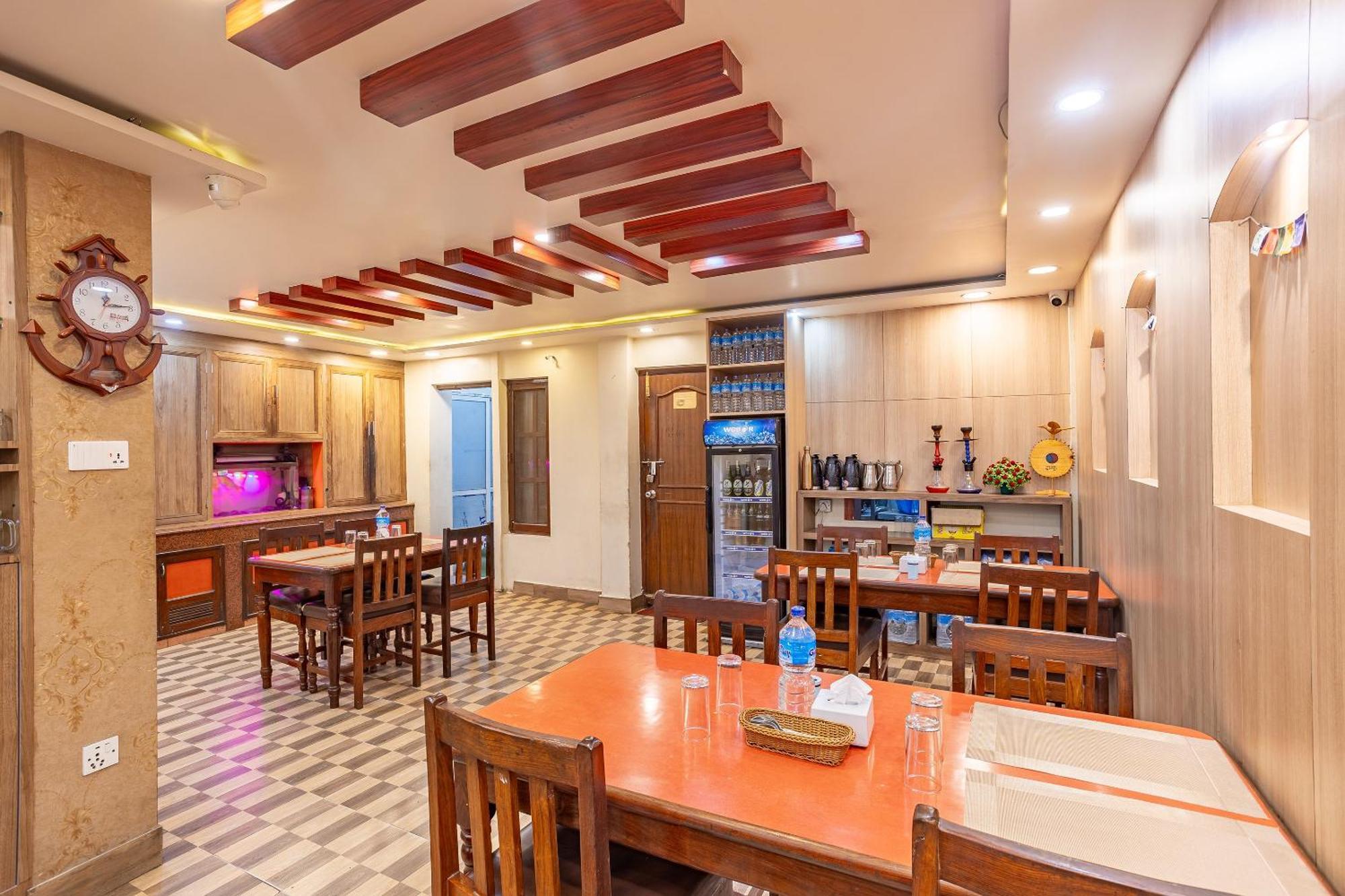 Oyo 821 Hotel Gauri Kathmandu Luaran gambar