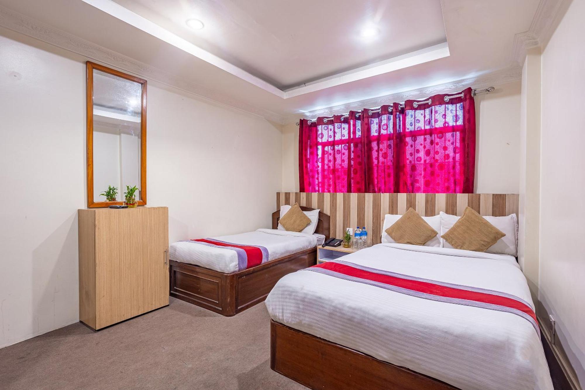 Oyo 821 Hotel Gauri Kathmandu Luaran gambar