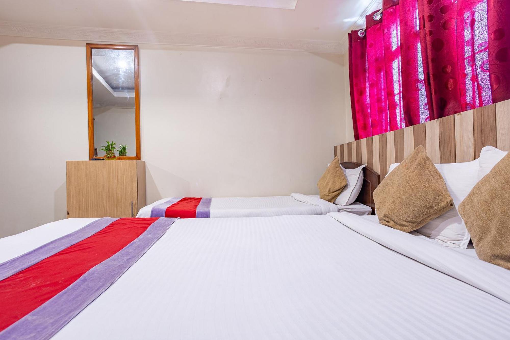 Oyo 821 Hotel Gauri Kathmandu Luaran gambar